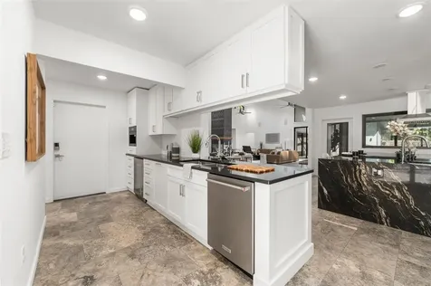 2261 NW 24th Avenue Gainesville FL 32605