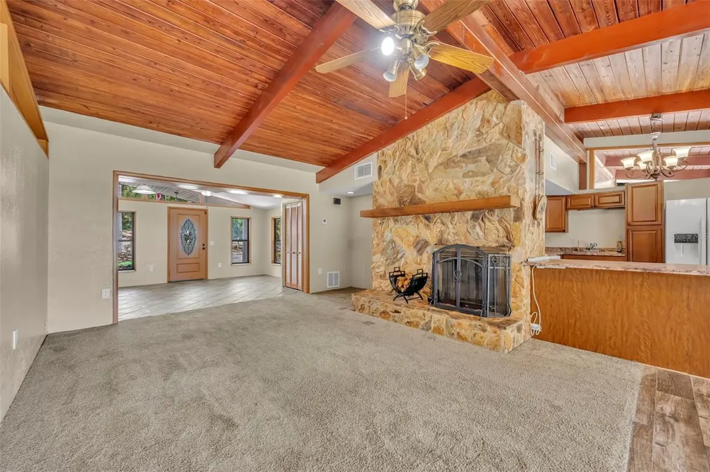 13450 SE 105th Terrace Ocklawaha FL 32179