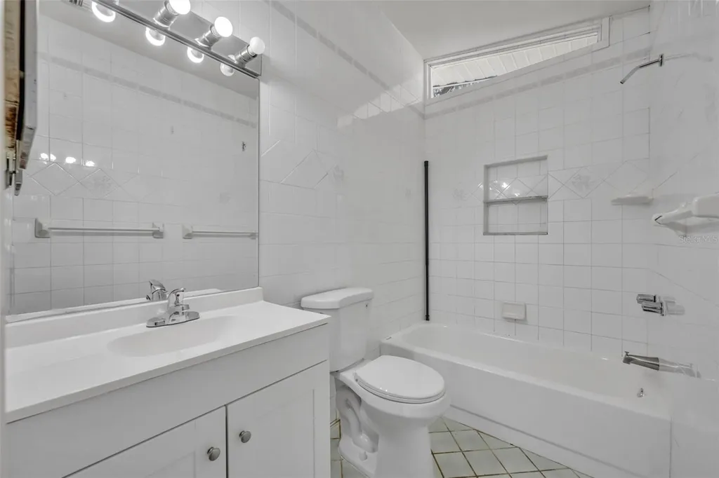 13450 SE 105th Terrace Ocklawaha FL 32179