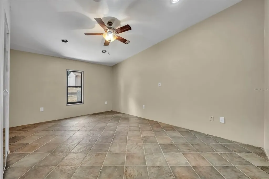 13450 SE 105th Terrace Ocklawaha FL 32179