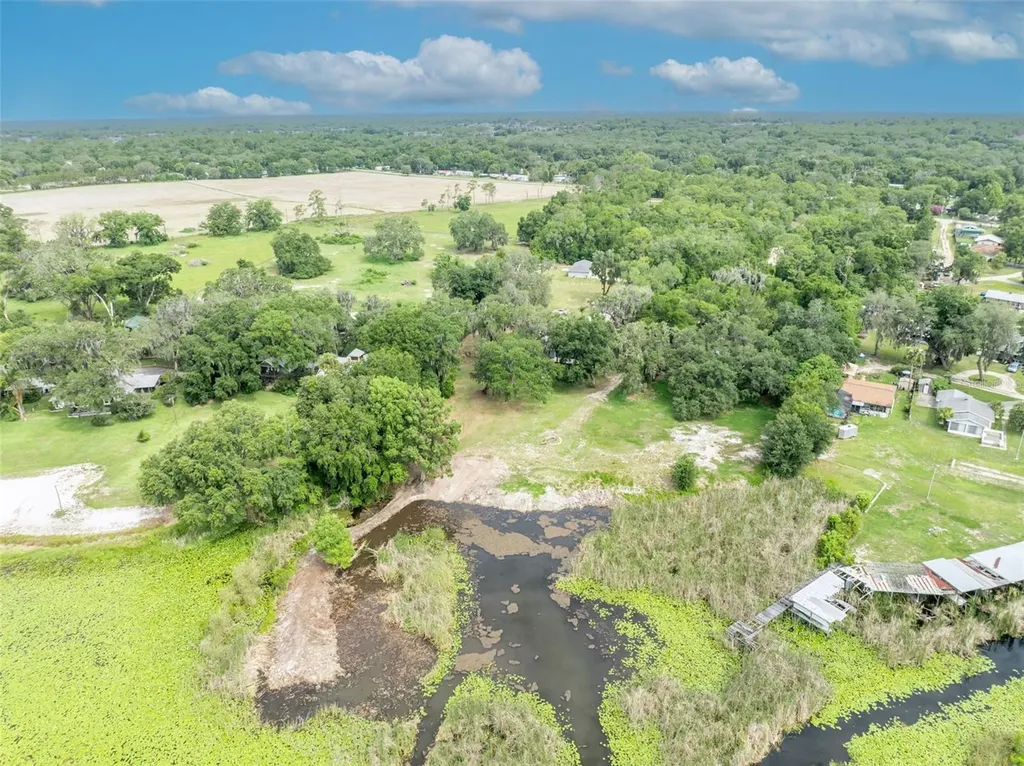 13450 SE 105th Terrace Ocklawaha FL 32179