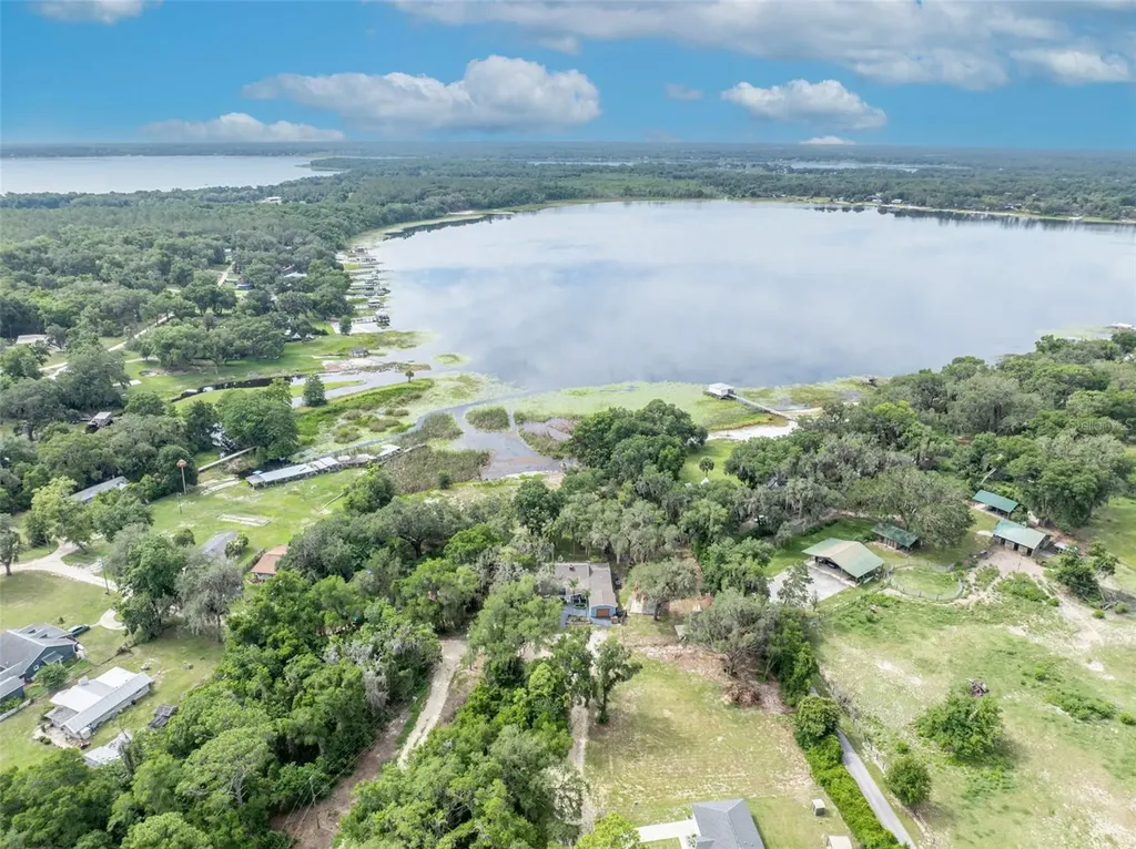 13450 SE 105th Terrace Ocklawaha FL 32179
