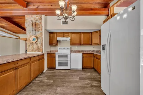 13450 SE 105th Terrace Ocklawaha FL 32179