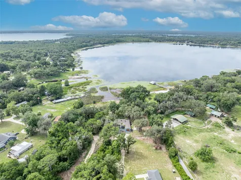 13450 SE 105th Terrace Ocklawaha FL 32179