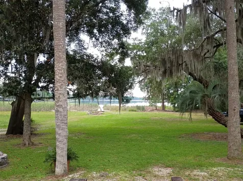 13450 SE 105th Terrace Ocklawaha FL 32179