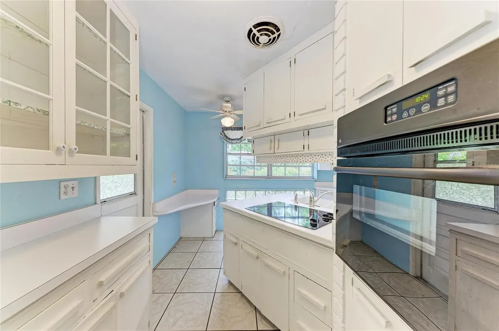1827 Alta Vista Street Sarasota FL 34236