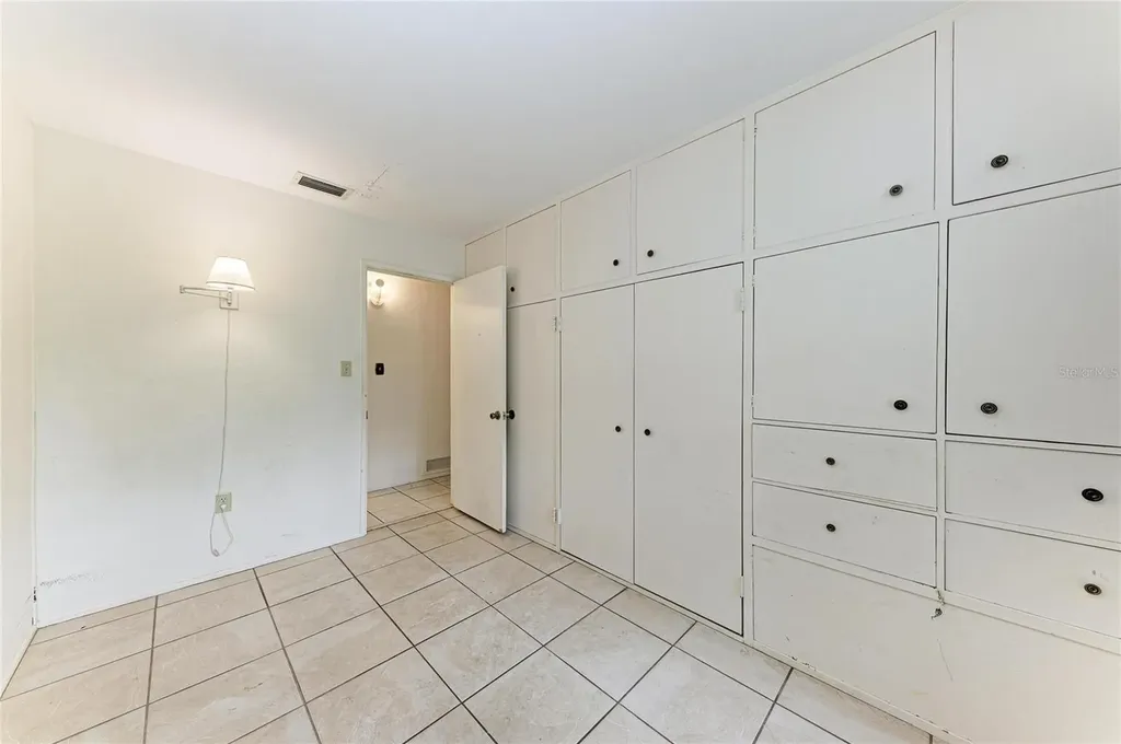 1827 Alta Vista Street Sarasota FL 34236