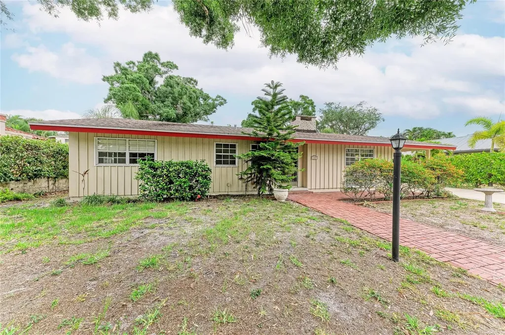 1827 Alta Vista Street Sarasota FL 34236