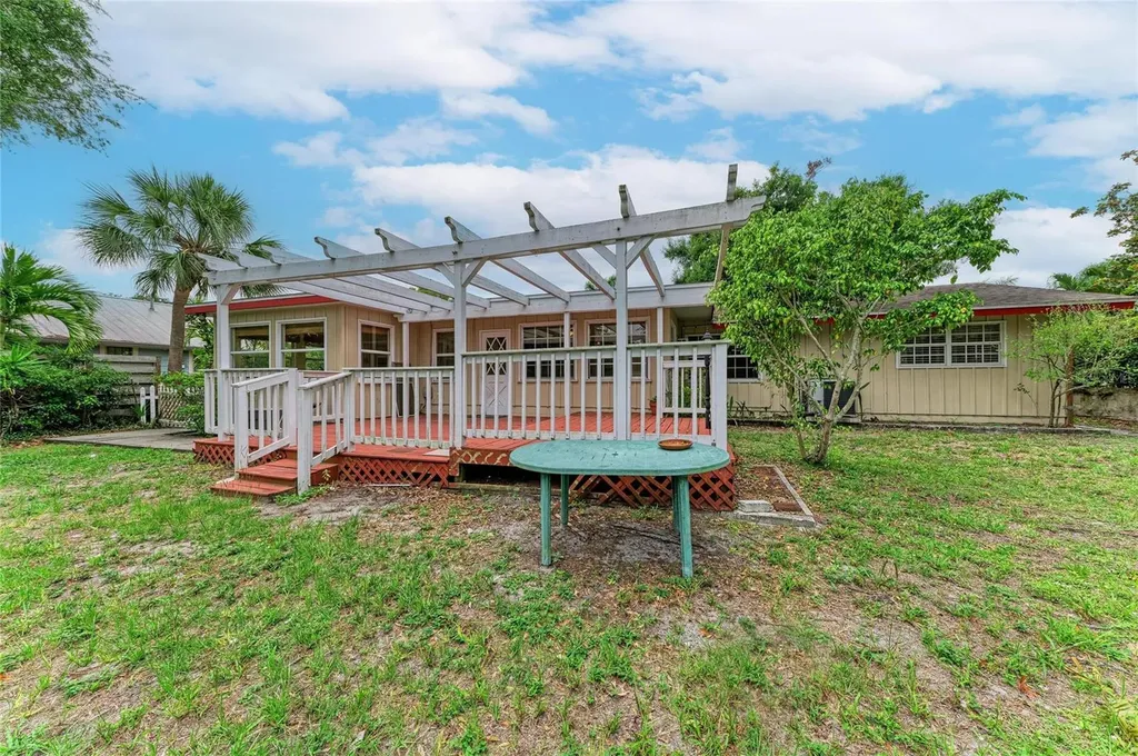 1827 Alta Vista Street Sarasota FL 34236