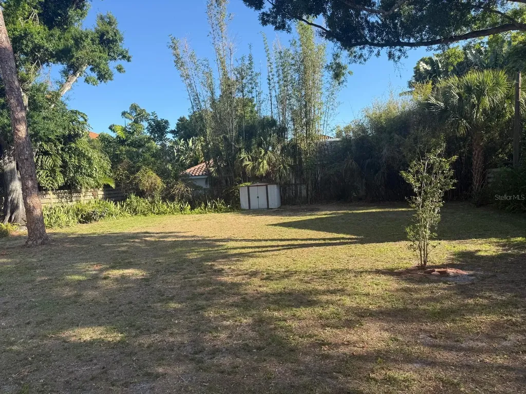 1827 Alta Vista Street Sarasota FL 34236