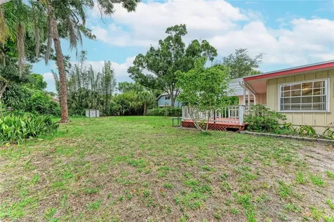 1827 Alta Vista Street Sarasota FL 34236