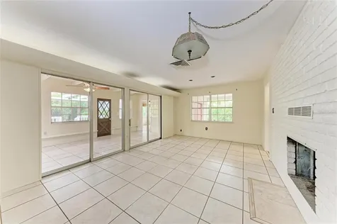 1827 Alta Vista Street Sarasota FL 34236