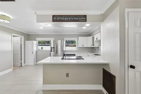 321 E 11th Avenue Mount Dora FL 32757