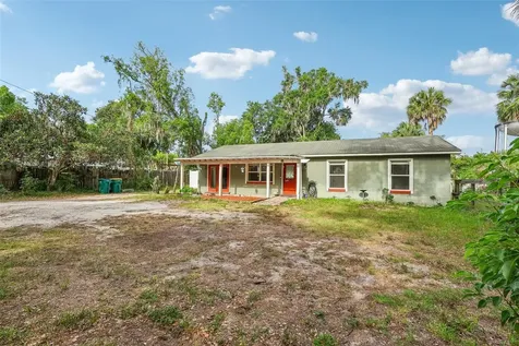 321 E 11th Avenue Mount Dora FL 32757