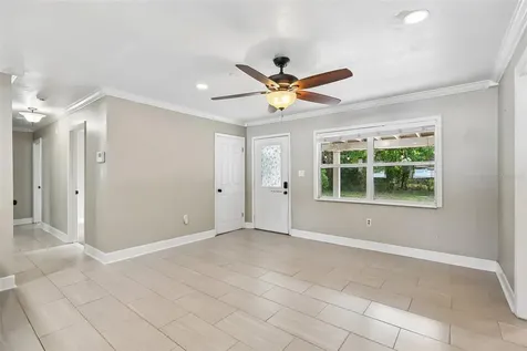 321 E 11th Avenue Mount Dora FL 32757