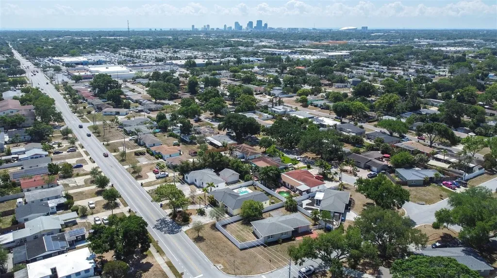 2991 38th Street N St Petersburg FL 33713
