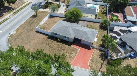2991 38th Street N St Petersburg FL 33713