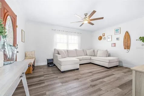 2991 38th Street N St Petersburg FL 33713