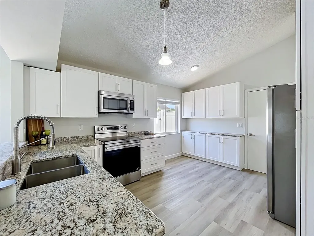 11027 Streamside Drive Tampa FL 33624