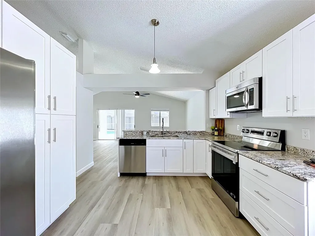 11027 Streamside Drive Tampa FL 33624
