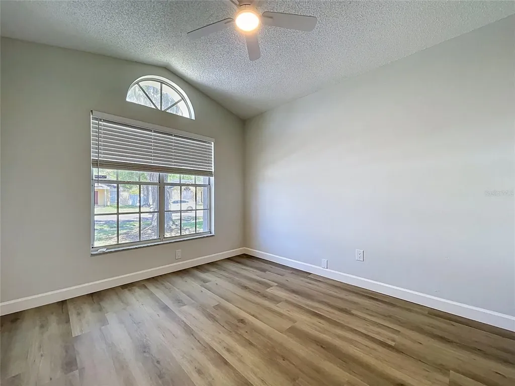 11027 Streamside Drive Tampa FL 33624