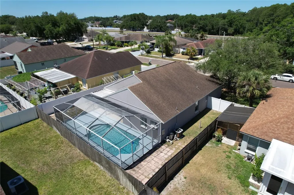 11027 Streamside Drive Tampa FL 33624