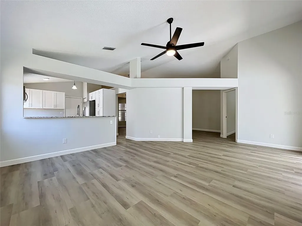 11027 Streamside Drive Tampa FL 33624