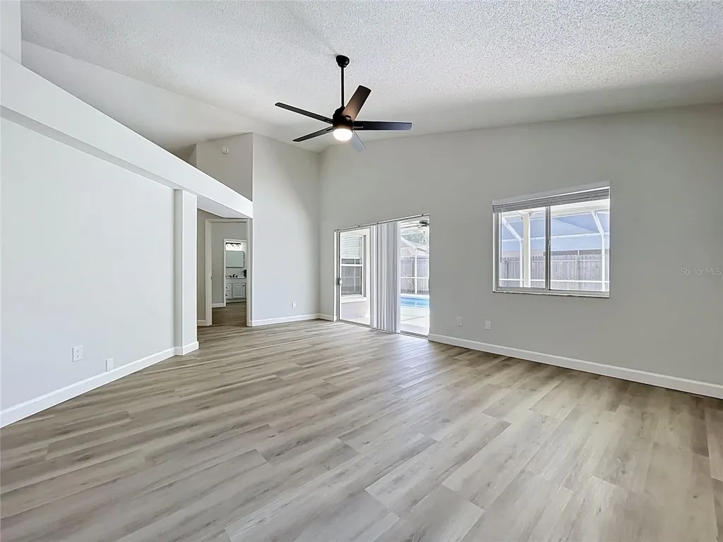 11027 Streamside Drive Tampa FL 33624