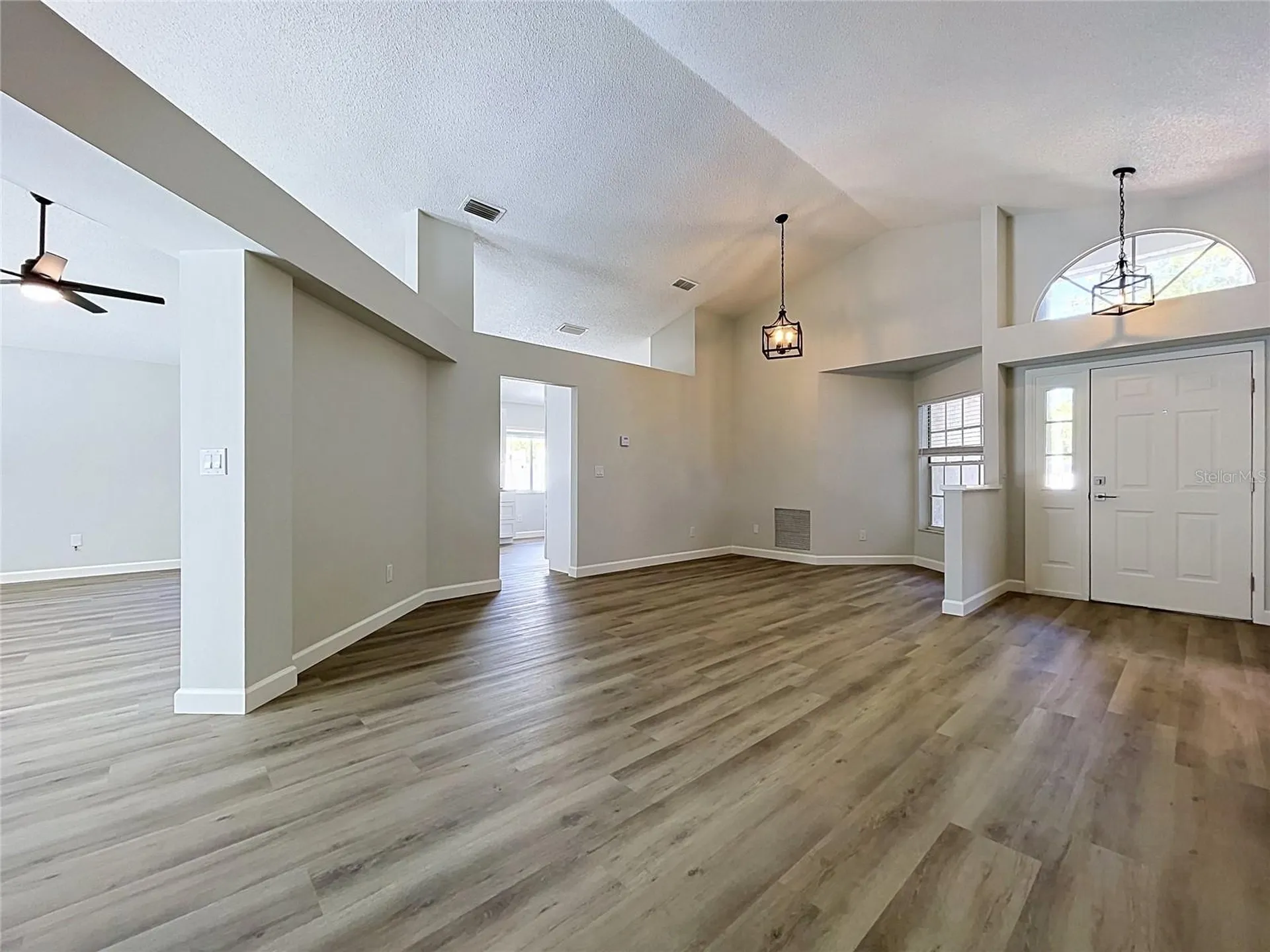 11027 Streamside Drive Tampa FL 33624