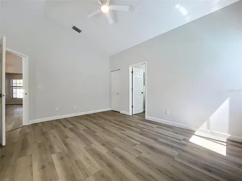 11027 Streamside Drive Tampa FL 33624