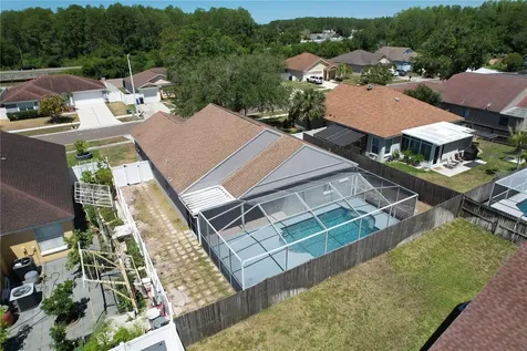11027 Streamside Drive Tampa FL 33624