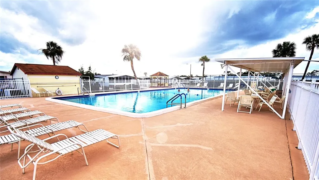 4150 Rolling Oaks Drive Winter Haven FL 33880