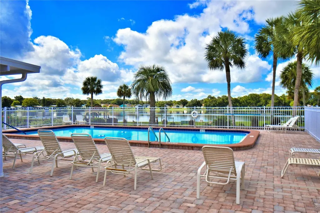 4150 Rolling Oaks Drive Winter Haven FL 33880