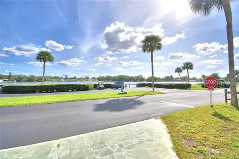4150 Rolling Oaks Drive Winter Haven FL 33880