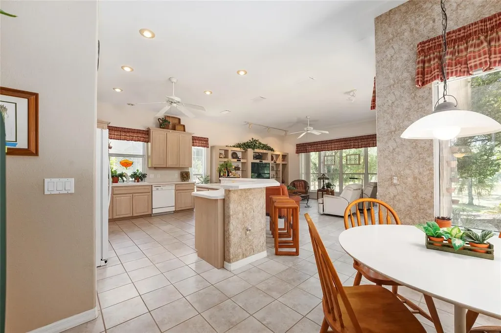 8827 SW 194 Court Dunnellon FL 34432