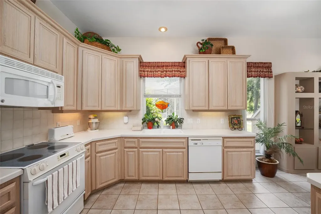 8827 SW 194 Court Dunnellon FL 34432