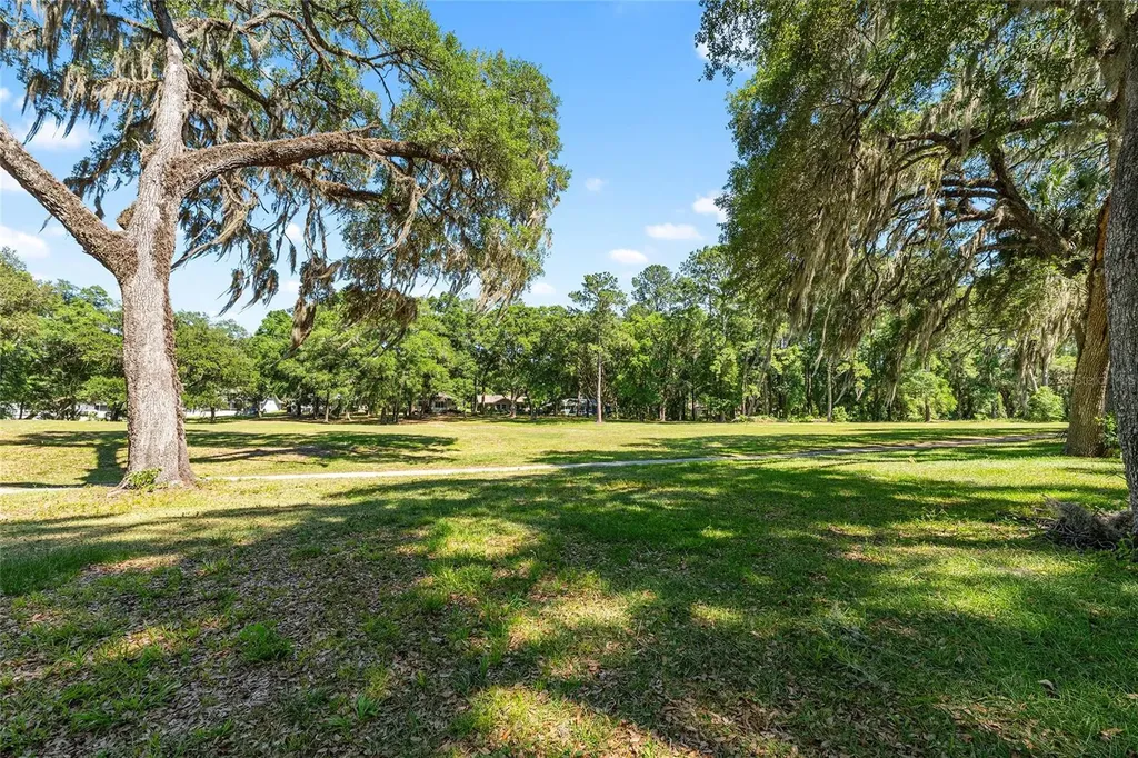 8827 SW 194 Court Dunnellon FL 34432