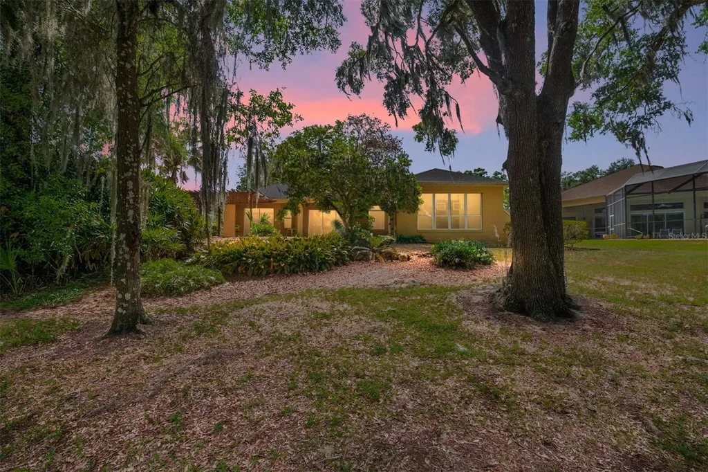 8827 SW 194 Court Dunnellon FL 34432