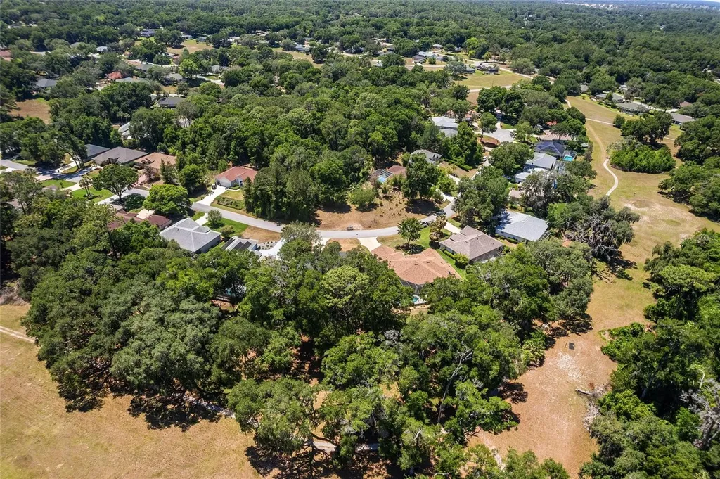 8827 SW 194 Court Dunnellon FL 34432