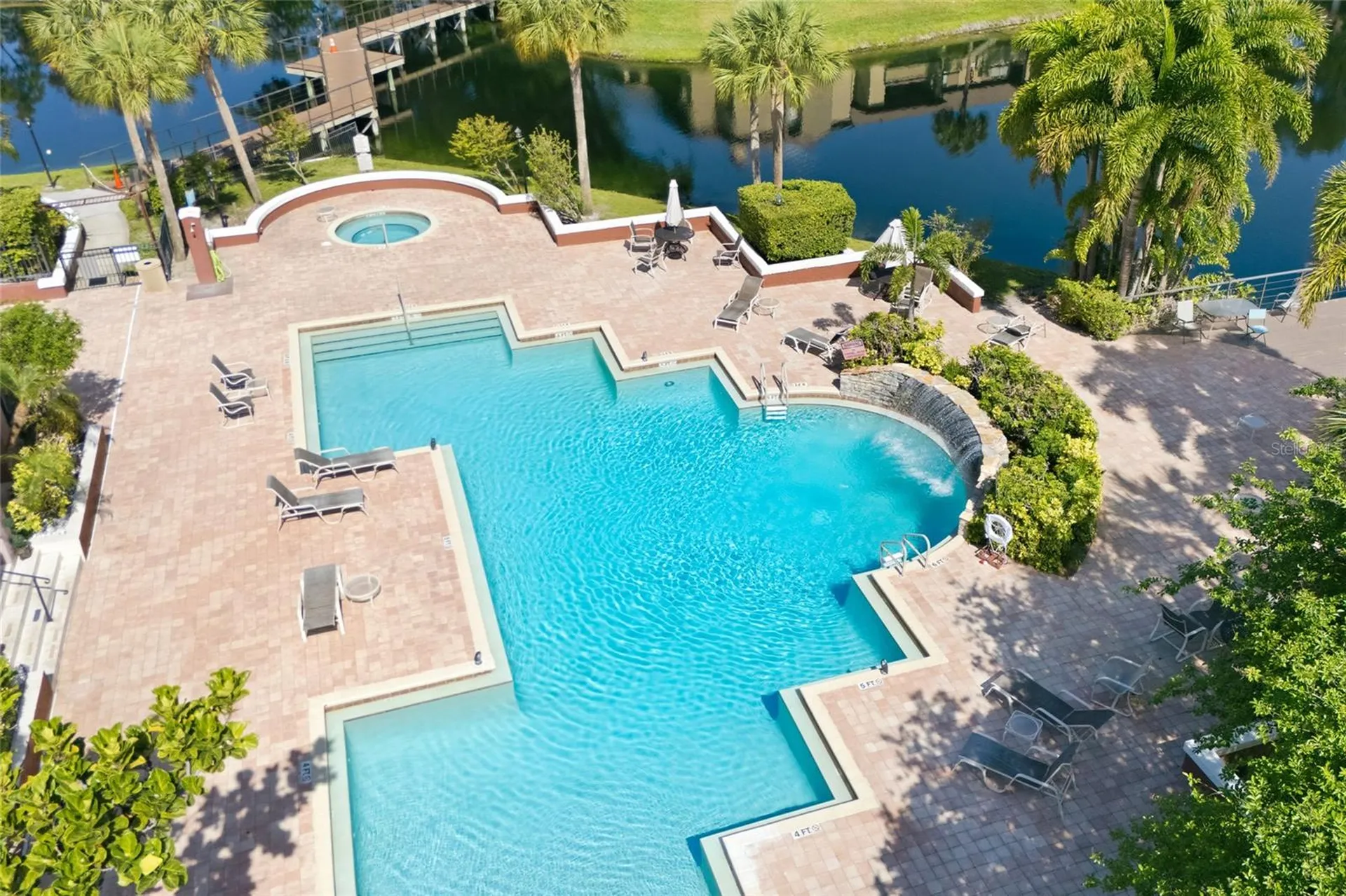 10265 Gandy Boulevard N St Petersburg FL 33702