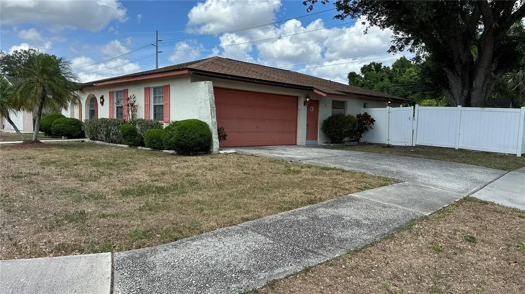 8603 Barkwood Place Tampa FL 33615