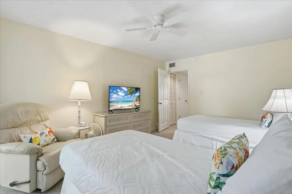 6500 Flotilla Drive Holmes Beach FL 34217