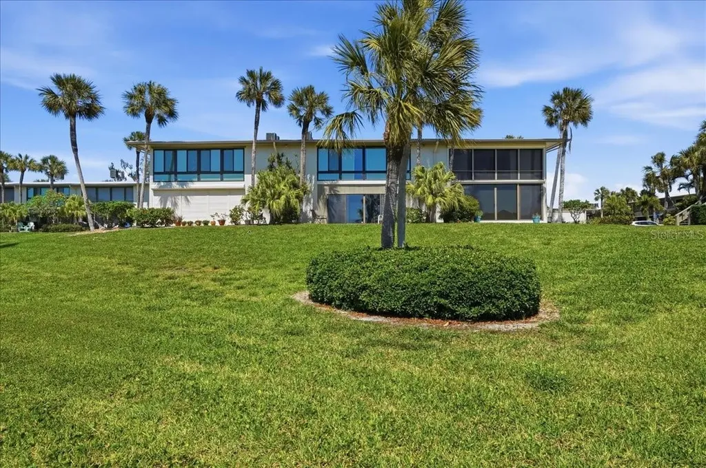 6500 Flotilla Drive Holmes Beach FL 34217