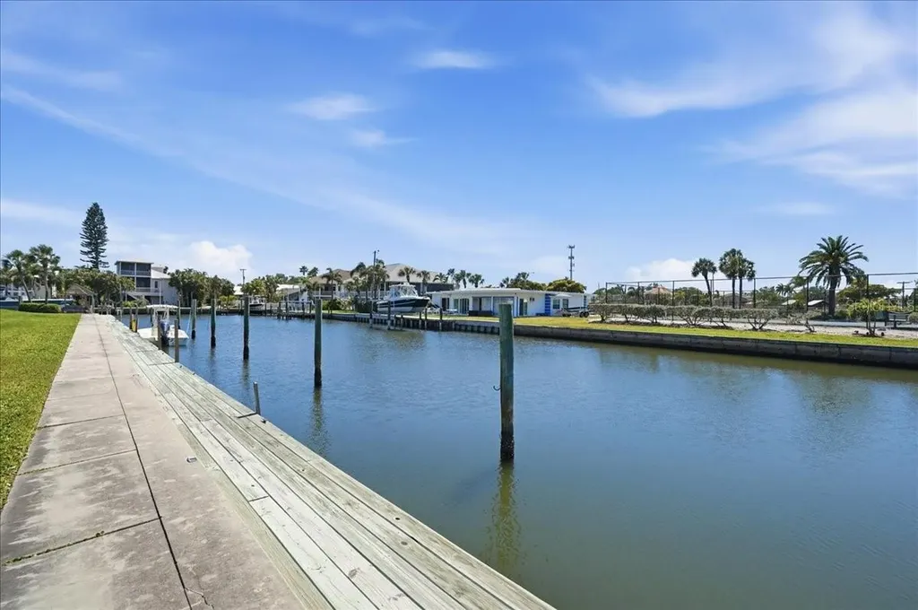 6500 Flotilla Drive Holmes Beach FL 34217