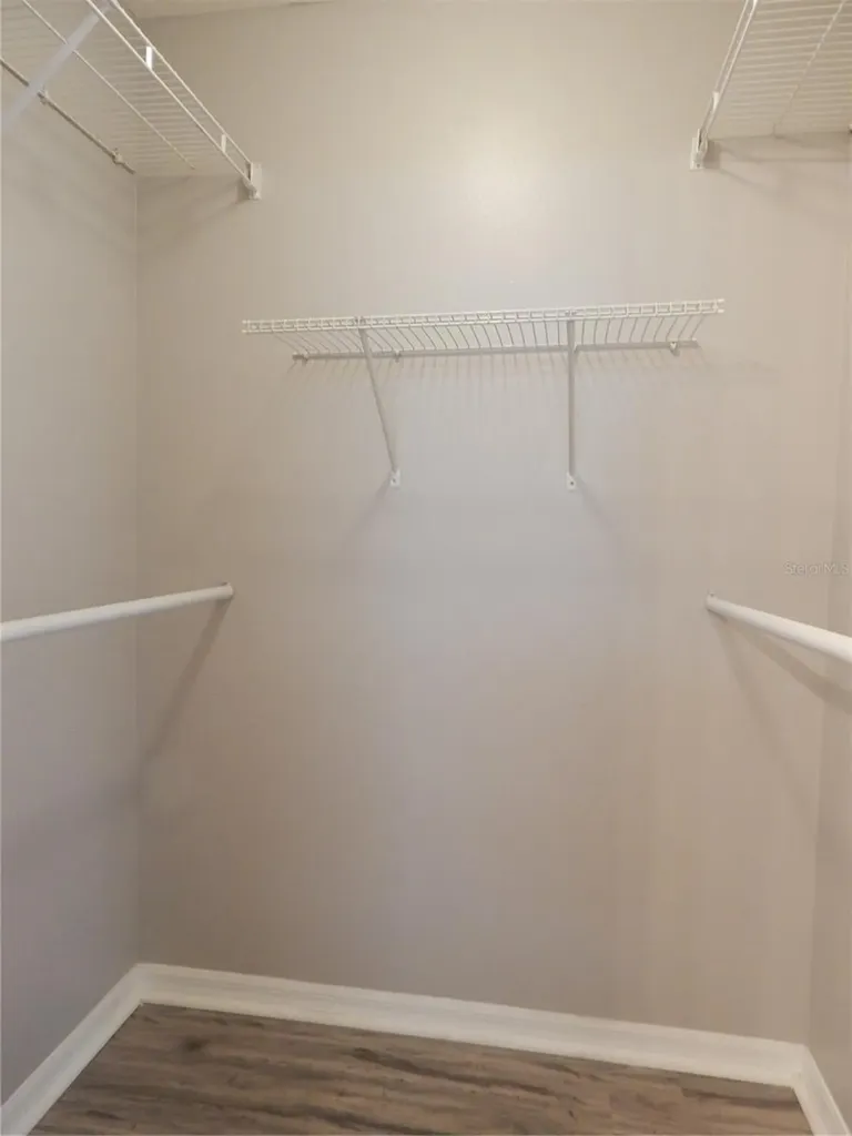 5827 Meadowpark Place Lithia FL 33547