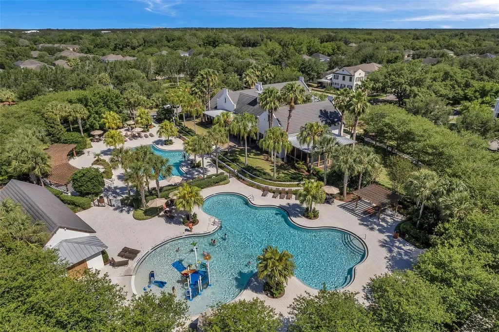 5827 Meadowpark Place Lithia FL 33547