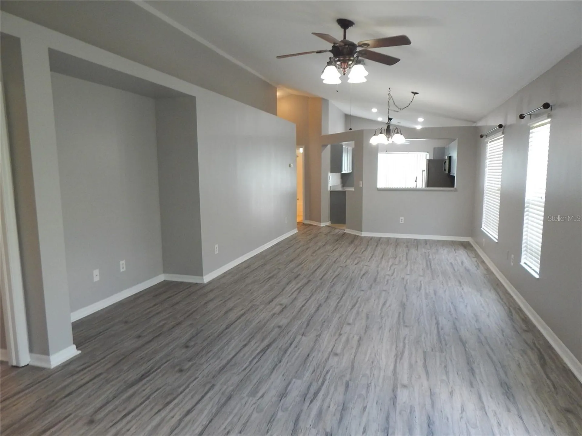 5827 Meadowpark Place Lithia FL 33547
