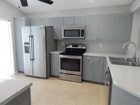 5827 Meadowpark Place Lithia FL 33547