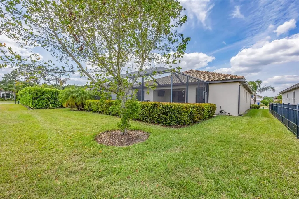 11408 Autumn Leaf Way Bradenton FL 34212