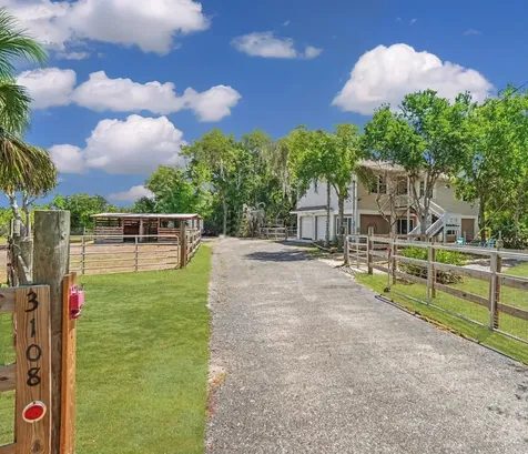3108 Arrowsmith Road Wimauma FL 33598